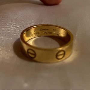 Cartier love ring size 57 yellow gold without box, authentic and great condition